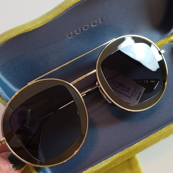 Gucci Accessories - NWT Gucci Cut Out Double Frame Round Sunnies